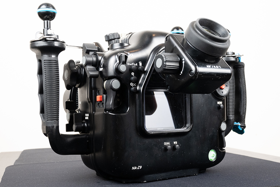The Nauticam 40 degrees/0.8:1 angled viewfinder, mounted on the Nauticam Z 9 housing | Nikon Cameras, Lenses & Accessories